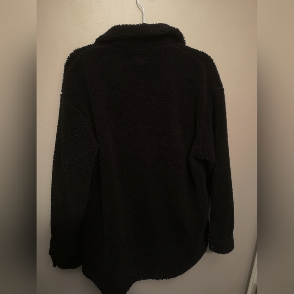 Oversized Sherpa Coat - Picture 2 of 4